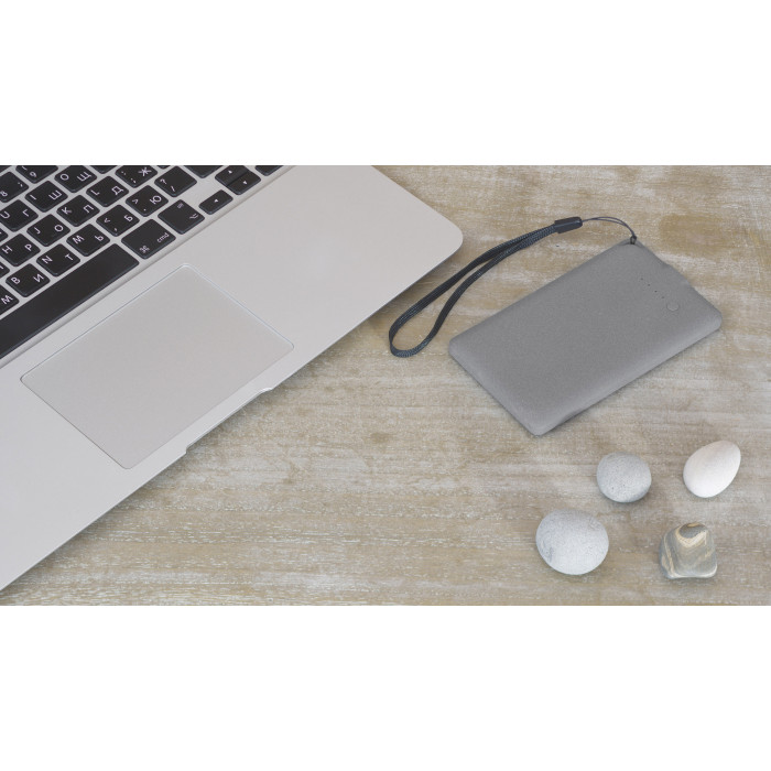 Зарядное устройство "Камень" с покрытием soft grip, 4000 mAh в подарочной коробке, черный #