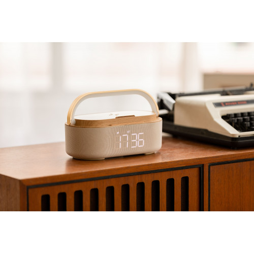 Bluetooth стерео-колонка "Smart Band" 10Вт (2х5Вт) с беспроводным (15W) ЗУ, лампой, часами, FM радио