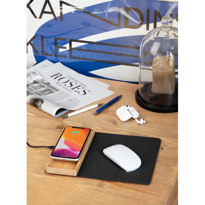 Коврик-трансформер с органайзером на магнитах с беспроводным (15W) ЗУ с подсветкой логотипа