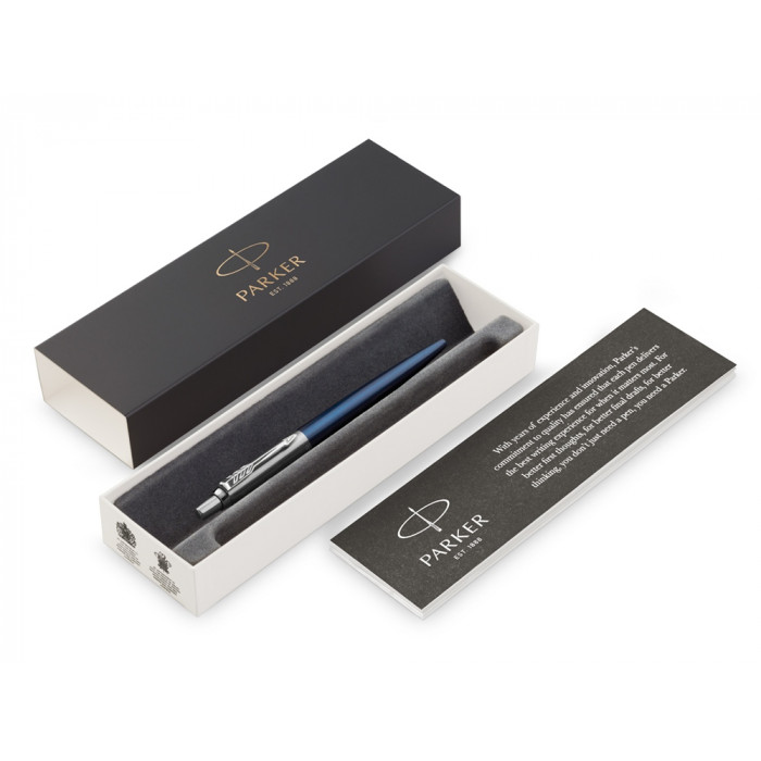 Шариковая ручка Parker Jotter Essential, Royal Blue CT, стержень: M, цвет чернил : blue или black