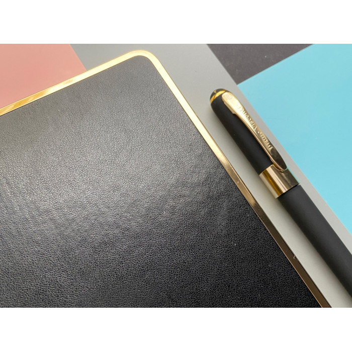 Ежедневник недатированный A5 Chelsea, черный (золотистый кант и срез)