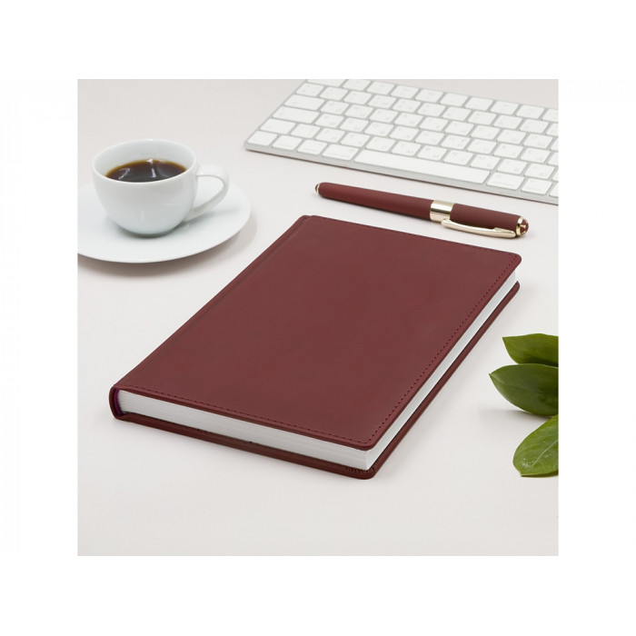 Ежедневник А5 датированный Velvet 2026, бордовый