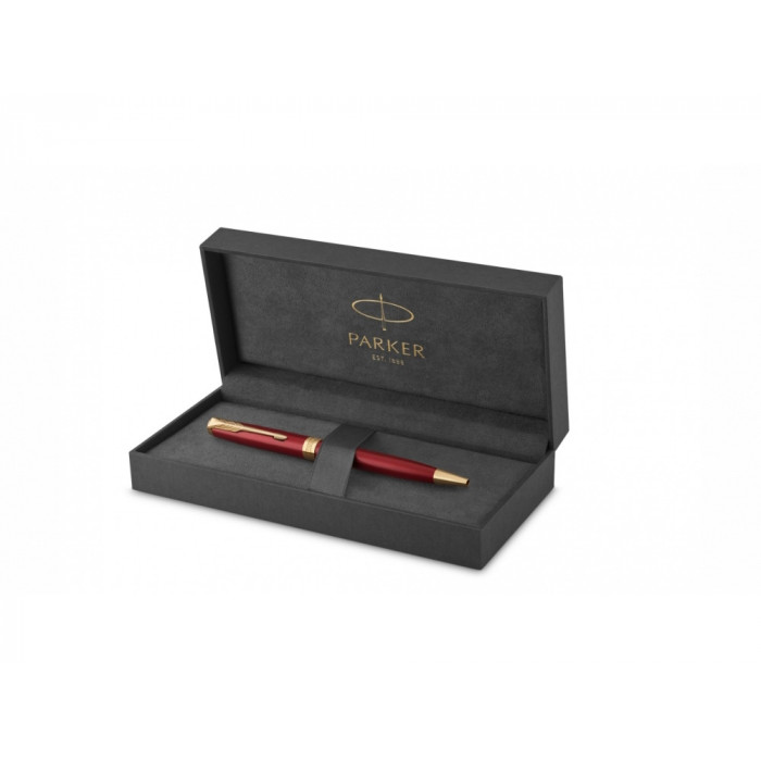 Шариковая ручка Parker Sonnet , Lacquer Intense Red GT, стержень: M, цвет чернил: black , в подарочной упаковке