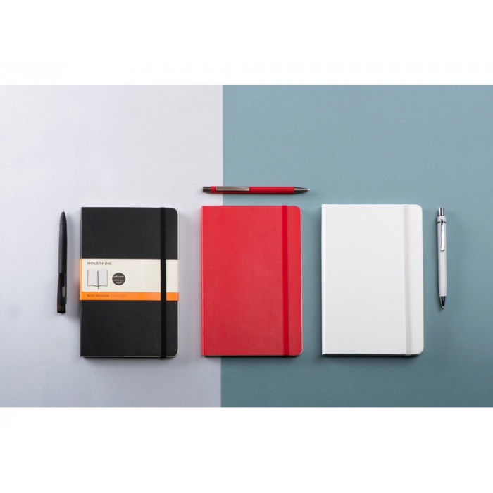 Подарочный набор Moleskine Amelie с блокнотом А5 Soft и ручкой, черный