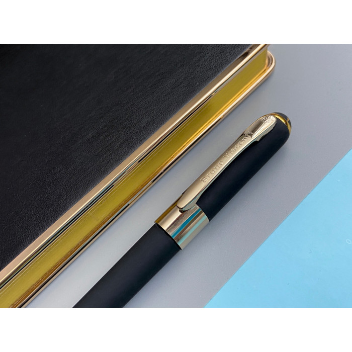 Ежедневник недатированный A5 Chelsea, черный (золотистый кант и срез)