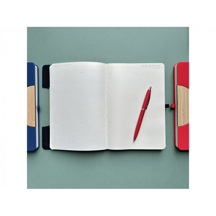 Ежедневник недатированный А5 Bosforo, черный