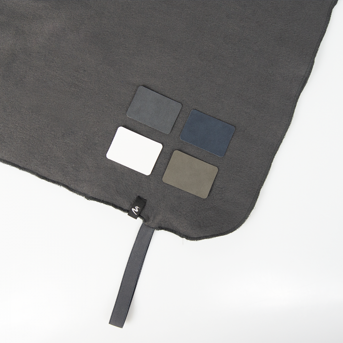 Плед дорожный флисовый Comfort Travel Blanket Warm, темно-серый, размер 152*127 см