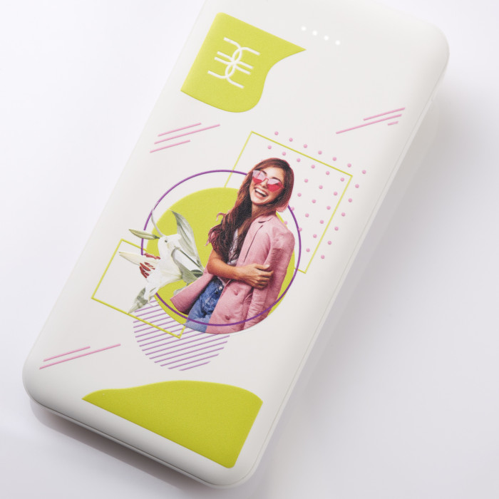Внешний аккумулятор Элари Плюс (Elari Plus) 10000 mAh, белый