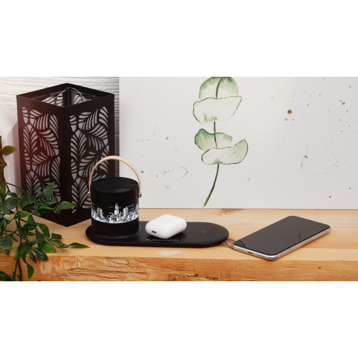 Настольная беспроводная (15W) зарядная станция Blacksmith с bluetooth колонкой с подсветкой логотипа