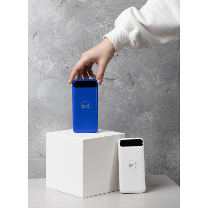 Беспроводное зарядное устройство Quantum, 10000 mAh с цифровым индикатором заряда