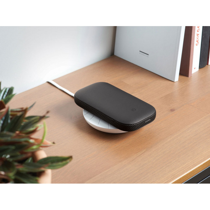 Внешний аккумулятор с беспроводной колонкой Powersound, черный