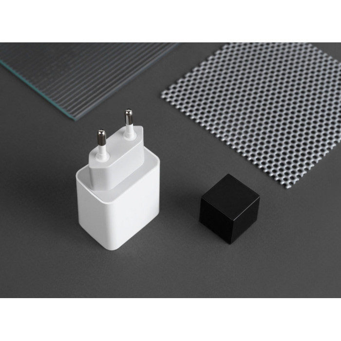 Сетевое зарядное устройство Rombica NEO ZQ3 PD (Р)