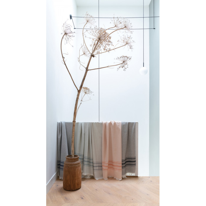 Накидка Ukiyo Yumiko из переработанного хлопка AWARE™, 100x180 см