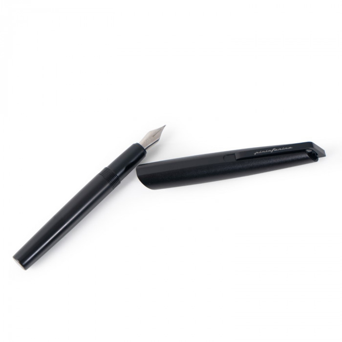 Перьевая ручка Pininfarina PF GO BLACK