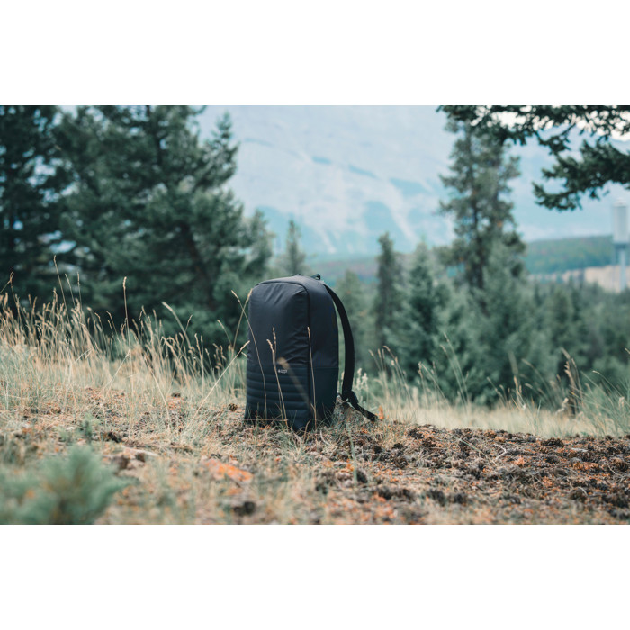Антикражный рюкзак для ноутбука Swiss Peak с RFID-защитой из rPET AWARE™, 15,6’’