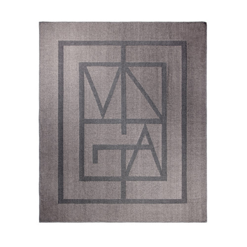 Плед VINGA Monogram из переработанного полиэстера GRS, 170x130 см Плед VINGA Monogram из переработанного полиэстера GRS, 170x130 см