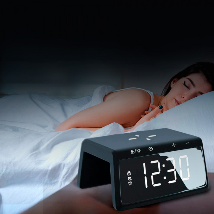 Часы настольные Bridge с функцией беспроводной зарядки, черный Часы настольные Bridge с функцией беспроводной зарядки, черный