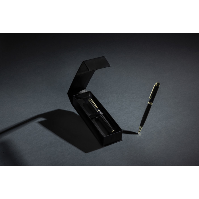 Набор ручек Swiss Peak Luca из переработанной латуни RCS