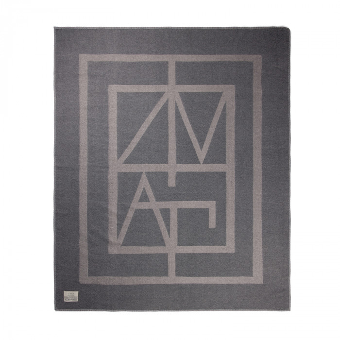 Плед VINGA Monogram из переработанного полиэстера GRS, 170x130 см