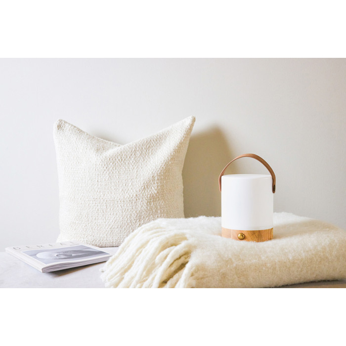 Настольная лампа VINGA Narni из переработанного ABS RCS