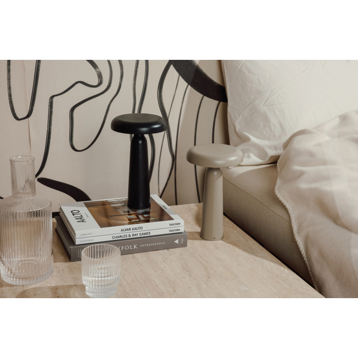 Настольная лампа VINGA Avery RCS